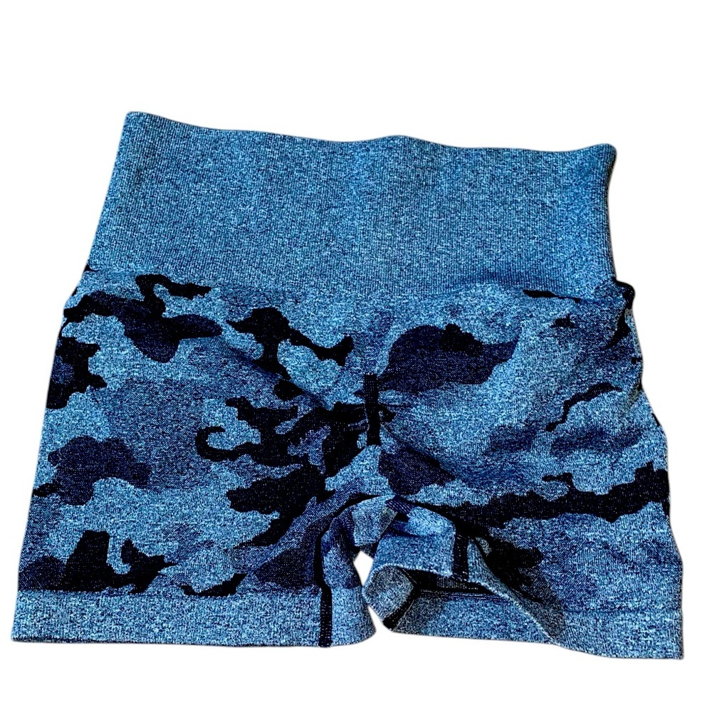 Xs scrunch butt shorts